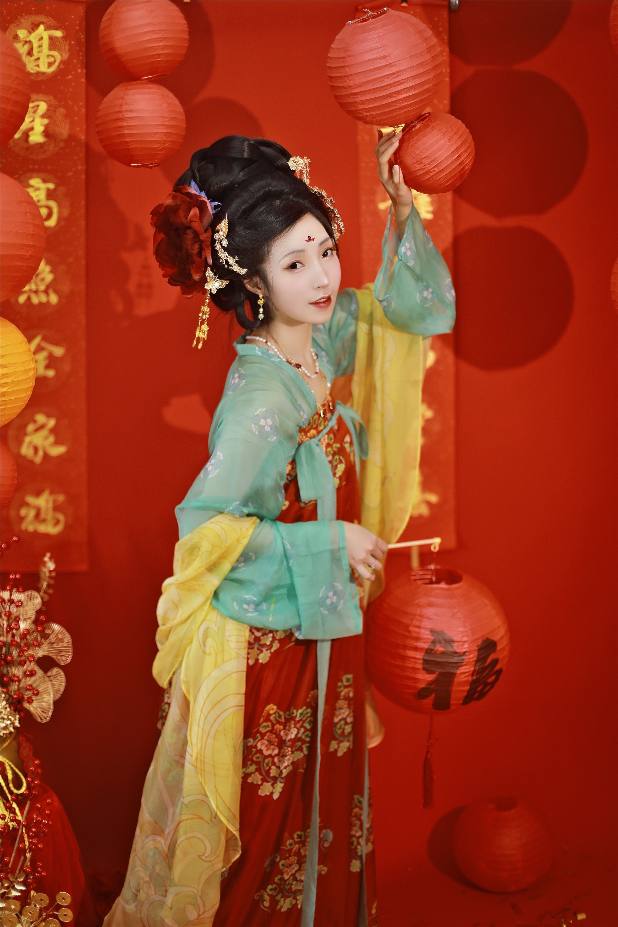 YITUYU艺图语 2025.01.31 烟火年年 李猜